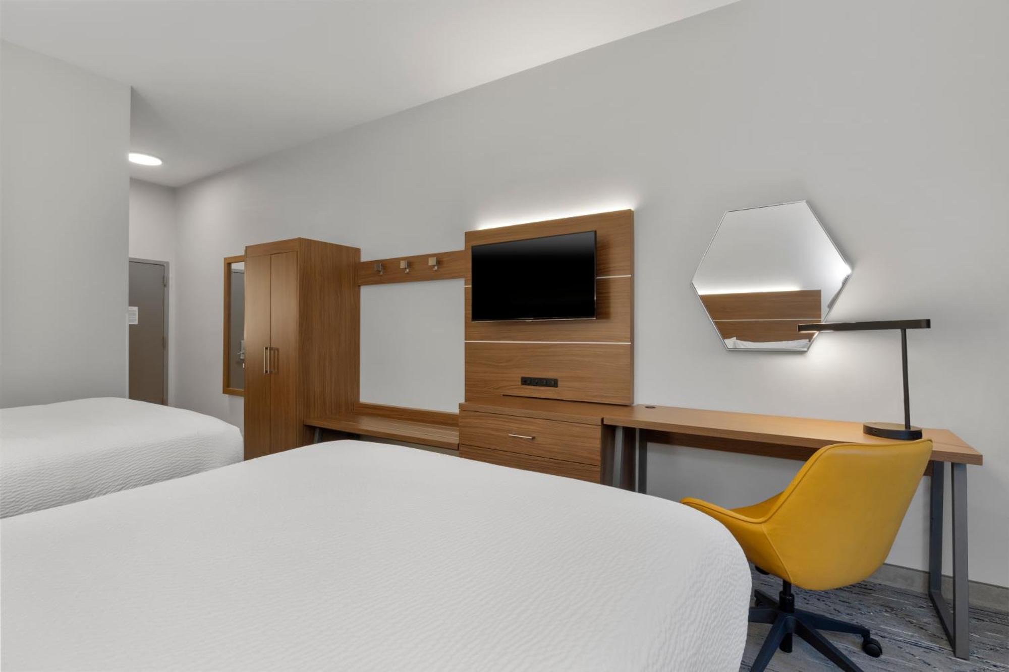 Holiday Inn Express Hotel & Suites West Coxsackie By Ihg Exterior photo